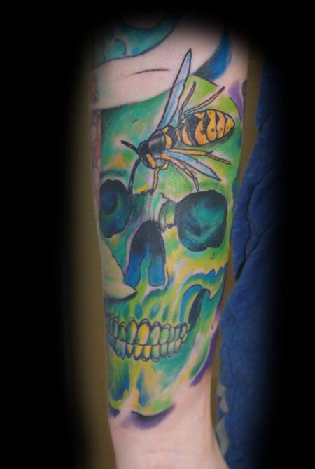 Tattoos skull yellowjacket