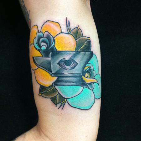 Mike Riedl - colored roses with eye tattoo. Mike Riedl Art junkies tattoos