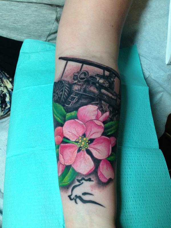 Alfa img - Showing &gt; Apple Blossom Flower Tattoo