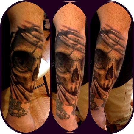 Cesar Perez Tattoos - skull bio organic