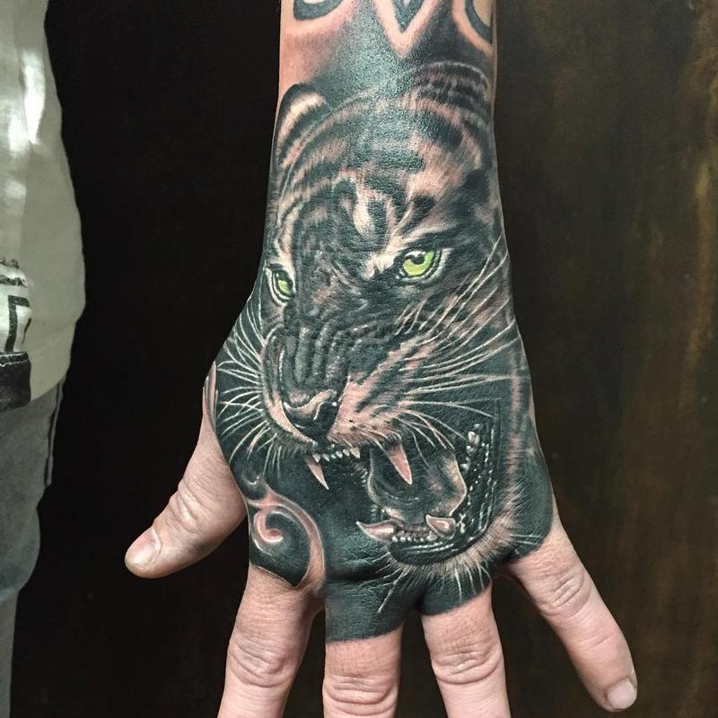 Mystic Eye Tattoo : Tattoos : Nature : Tiger Black and grey / Hand