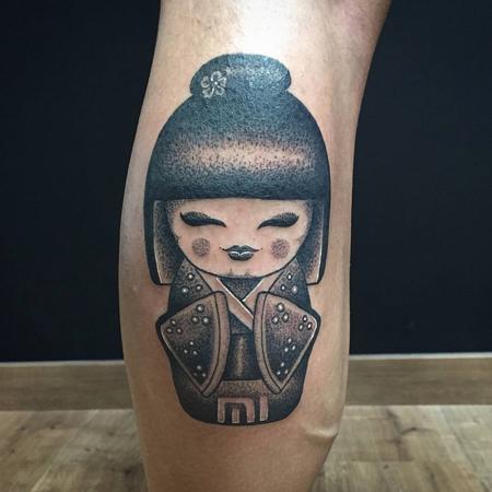 Tattoos - Kokeshi Doll in Blackwork - 126171