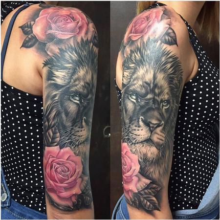 Tattoos - Realistic Lion in Black and Gray with Roses in Color - 128924