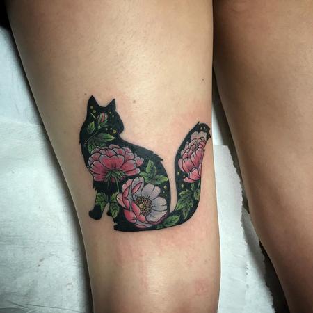 Tattoos - Fluffy Black Cat with Flowers in Color - 131513