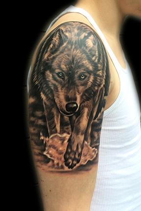 A wonderful experience at the lone wolf tattoo parlor