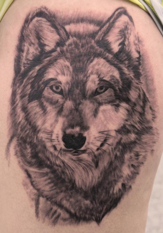 wolf tattoo by Bart Andrews Tattoos