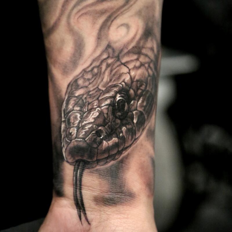 Black Mamba Tattoo by Stefano Alcantara : Tattoos