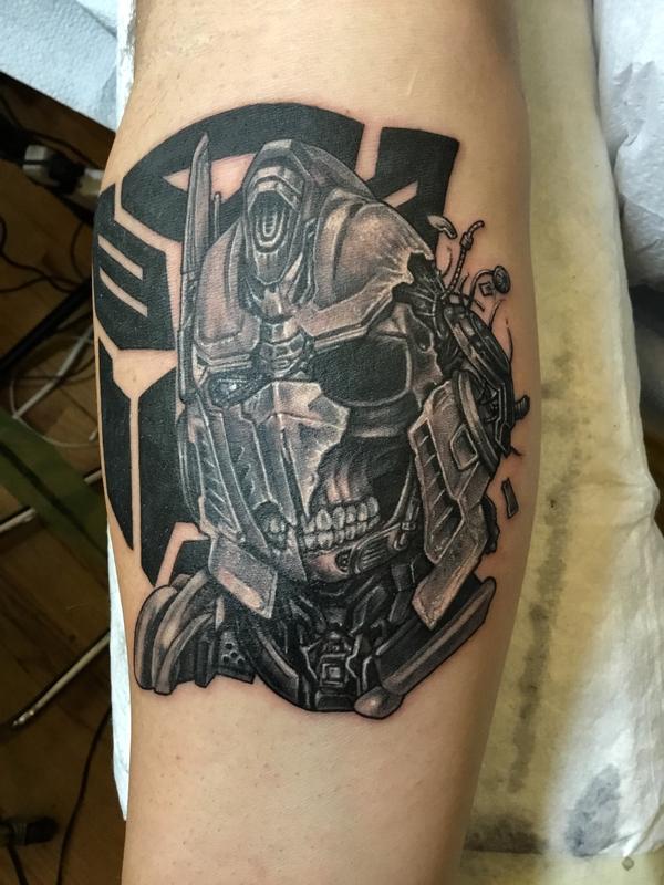 Damaged Optimus Prime by Edward Lott: TattooNOW