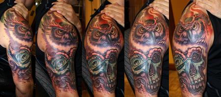 Ernesto Nave - skull/owl tattoo