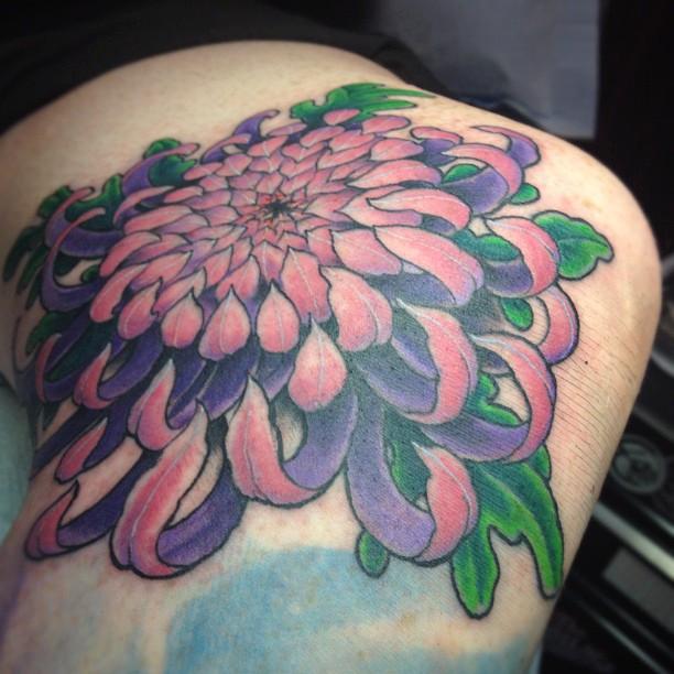 chrysanthemum by jeff gogue tattoonow chrysanthemum by jeff gogue tattoonow