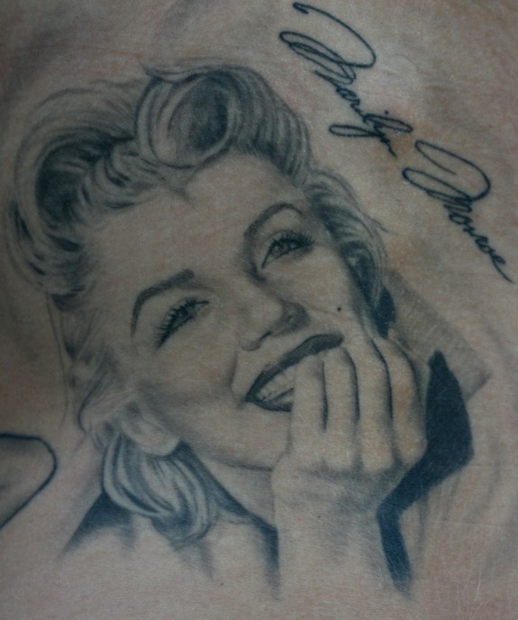 marilyn monroe drawing with tattoos