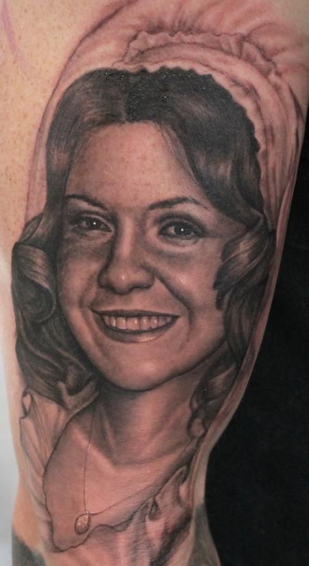 Steve Wimmer - Mom Portrait done on Mothers day