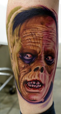 http://www.galleryoftattoosnow.com/CecilPorterTattoosHOSTED/images/gallery/medium/phantom%20web.jpg