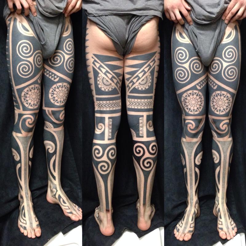 blackwork legs by Cory Ferguson: TattooNOW
