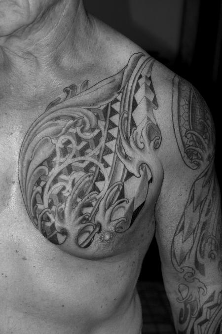 Tattoos - chest cap - 108784