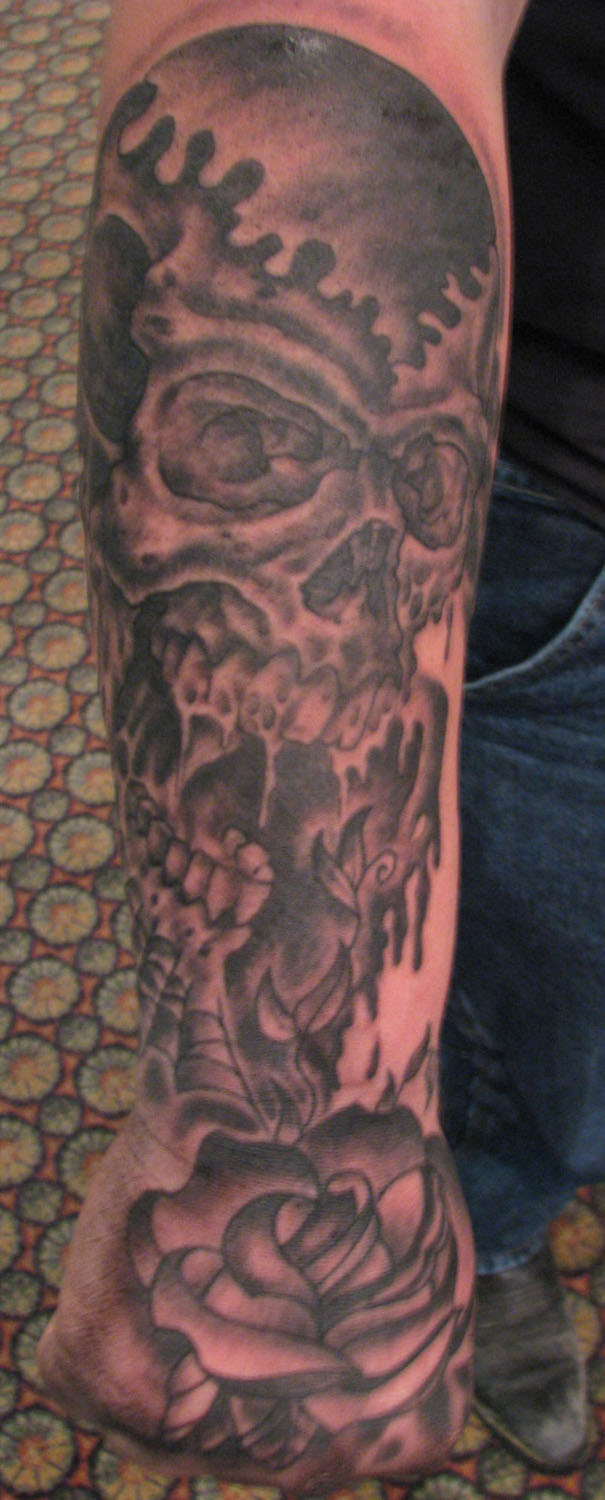 Skulls and Roses by Perry Stratton: TattooNOW