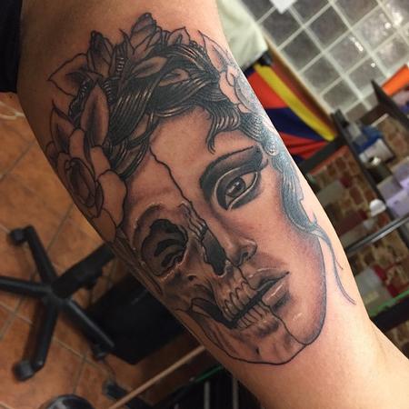 Tattoos - Female Face/Skull - 109335