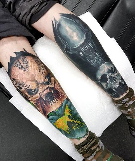 Tattoos - Alien and Predtaor Calf Tattoos - 131891