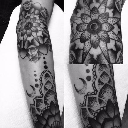 Tattoos - Flower Pattern - 106566