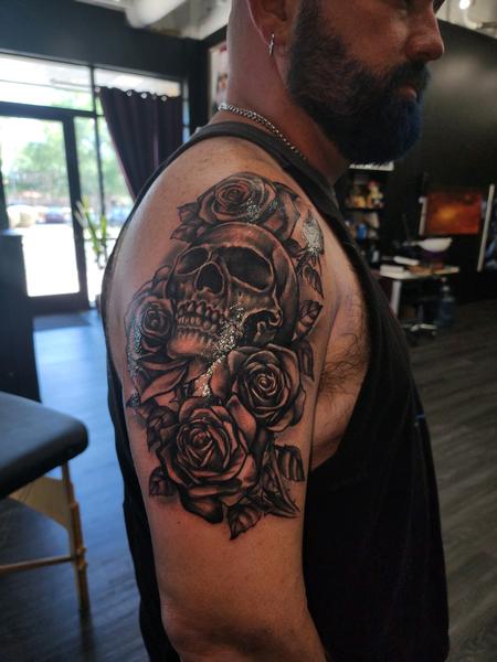 Tattoos - Skull and Roses - 146572