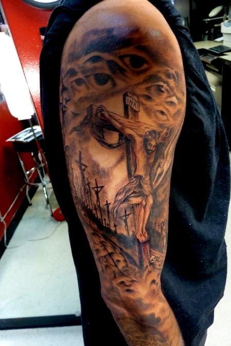 Famous Cross Tattoos : allentryupdate24: BEST CELEBRITY TATTOOS 2012 : Cross tattoos are not about the religion alone, but the universal faith as well.