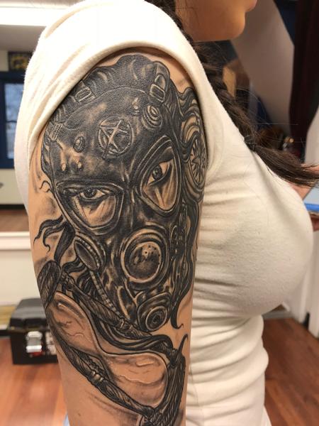 Tattoos - Gas mask black and grey - 132558