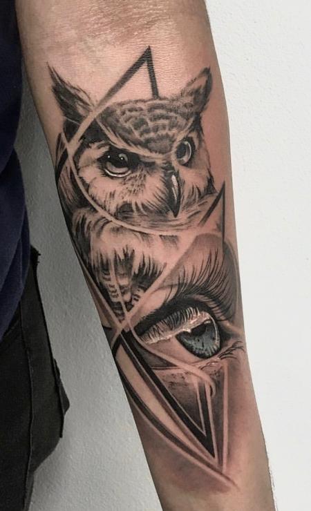 Hector Concepcion - Owl and Eye Tattoo